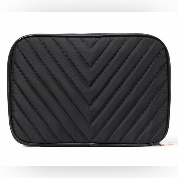 The Victoria Secret Signature TECH/IPAD Zip Around Sleeve Black/Gold Hardware - Picture 2 of 5